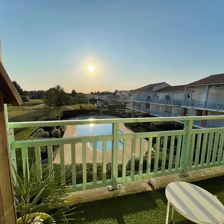 Unappartalamer Vue Golf De Pornic Et Piscine Extérieur photo